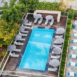 Ibis Styles Aeroport Arenas Отель Ницца