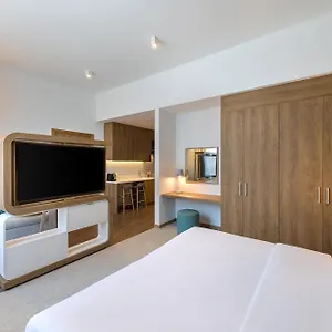 Element Al Mina, Jumeirah Отель Дубай