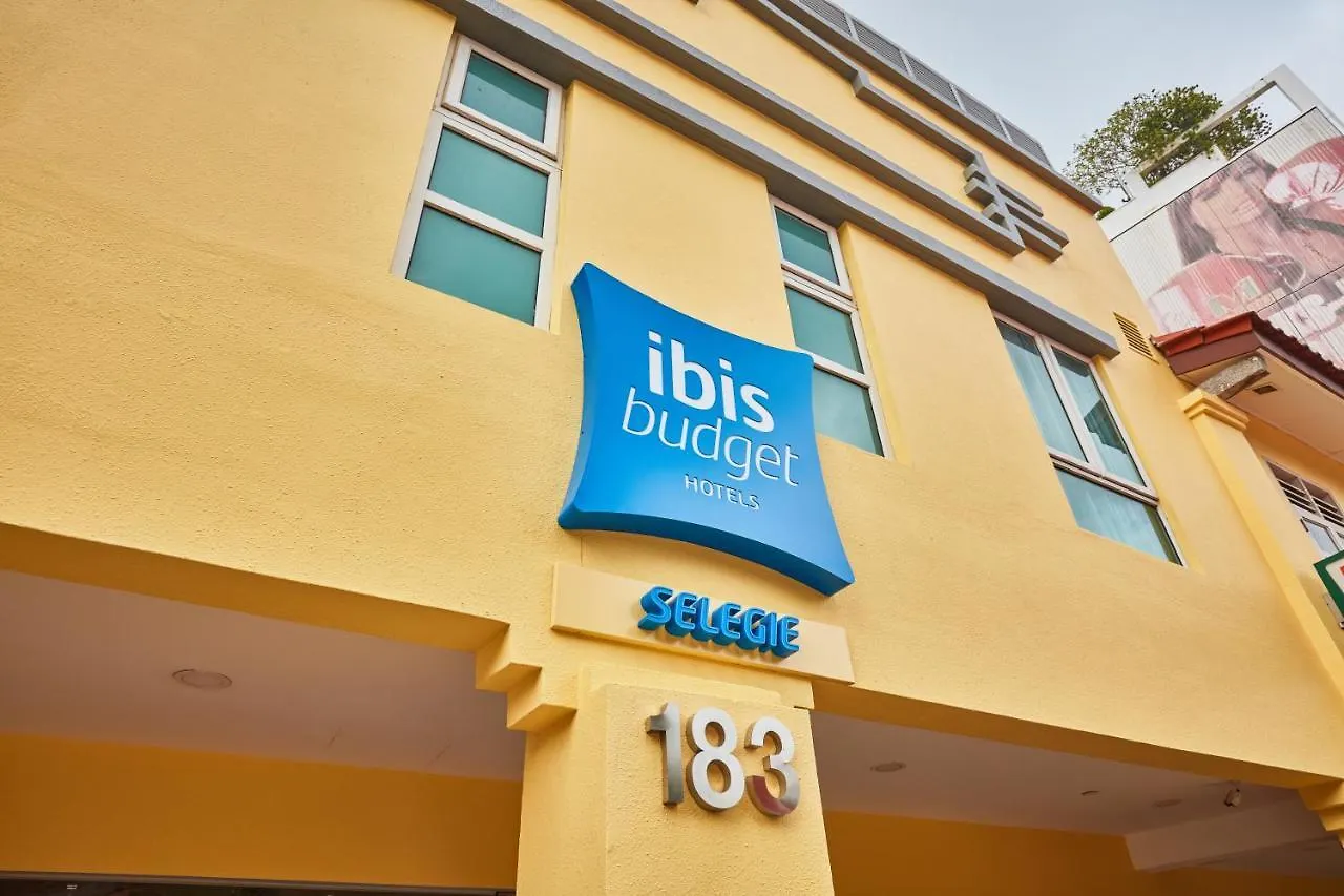 Ibis Budget Singapore Selegie Отель